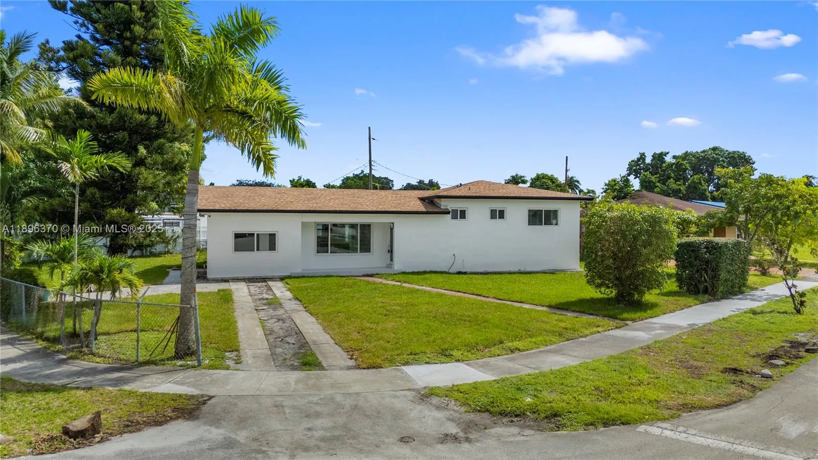 1140 NW 193rd St