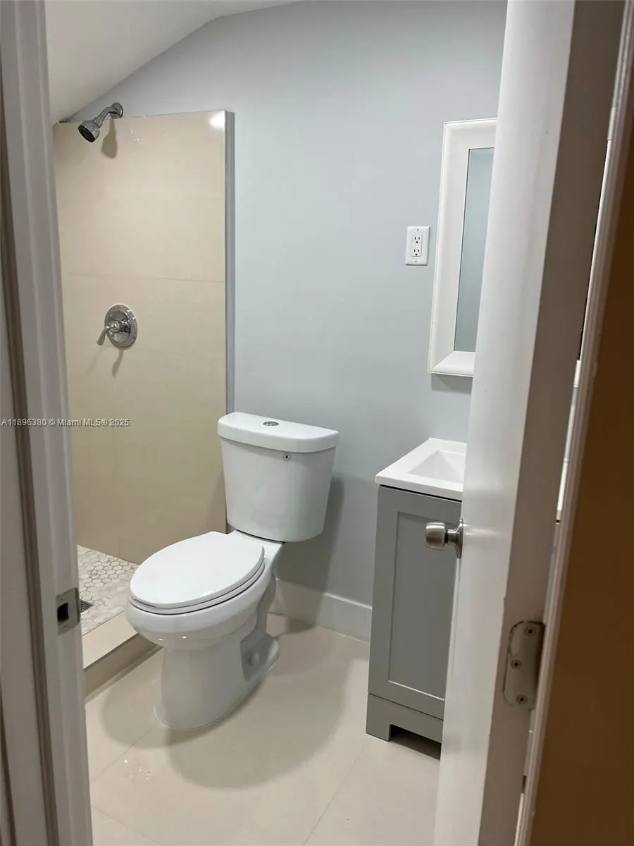11460 SW 50th Ter