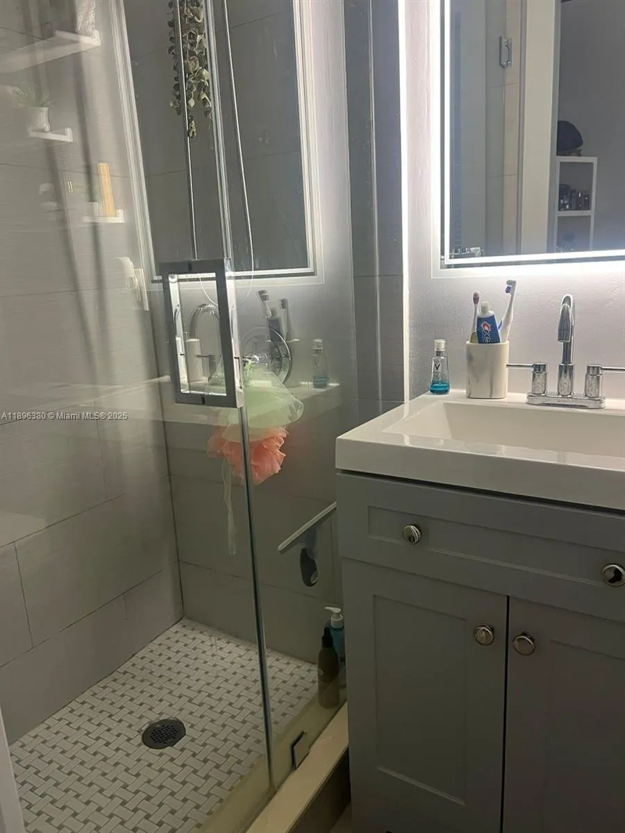 11460 SW 50th Ter