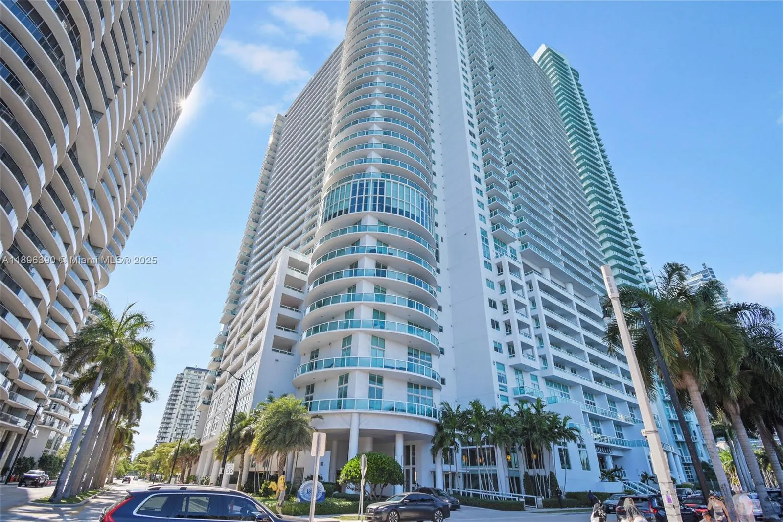 1800 N Bayshore Dr, #512