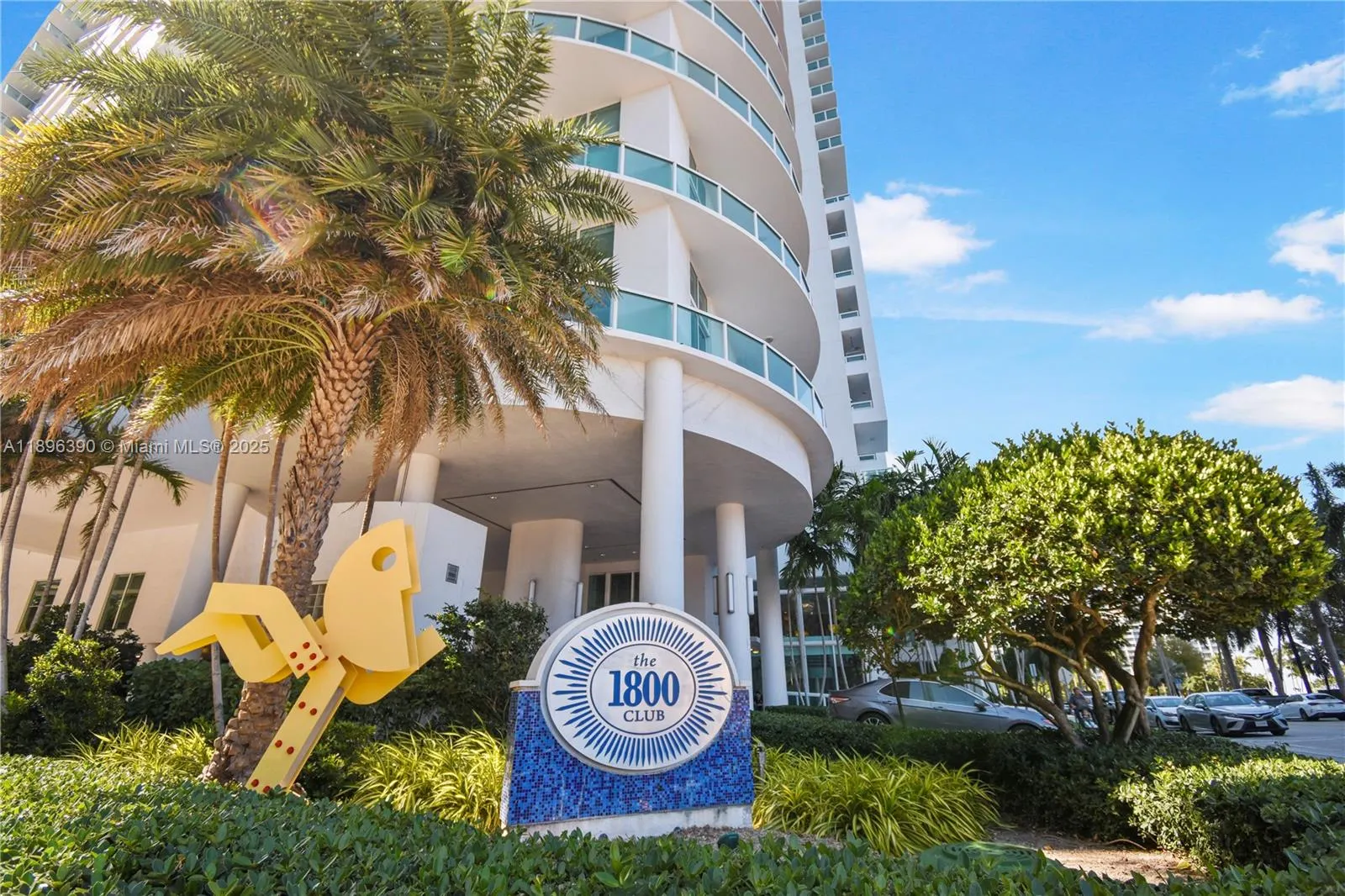 1800 N Bayshore Dr, #512