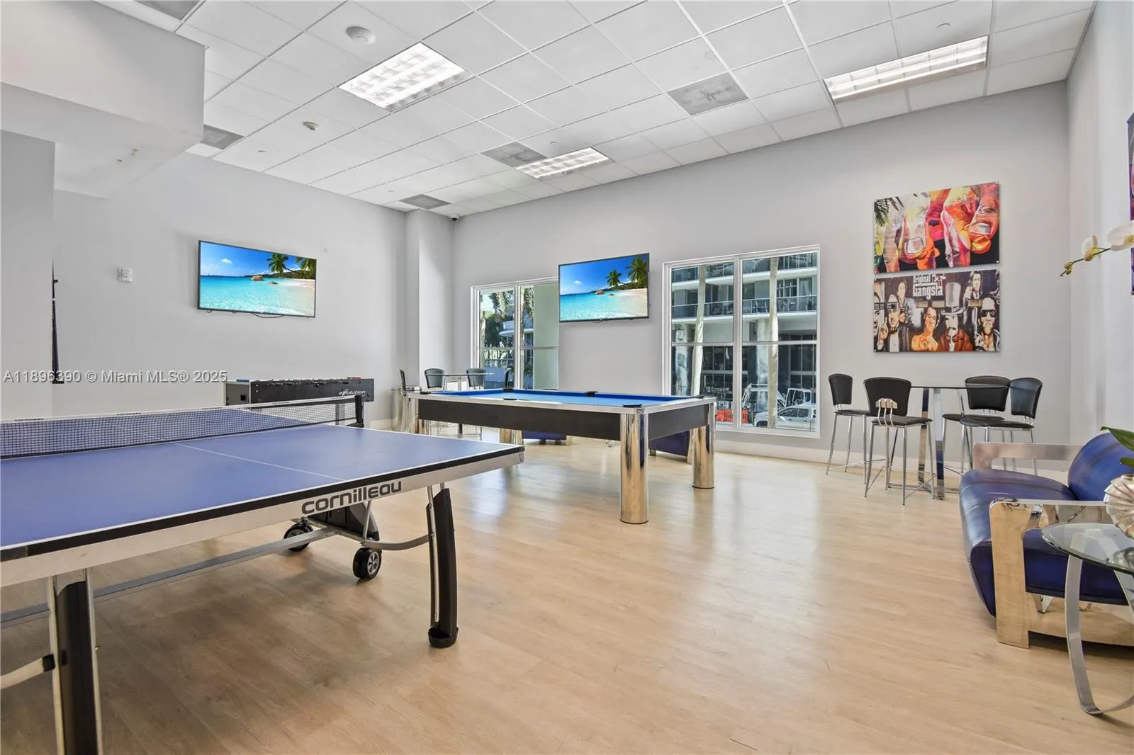1800 N Bayshore Dr, #512