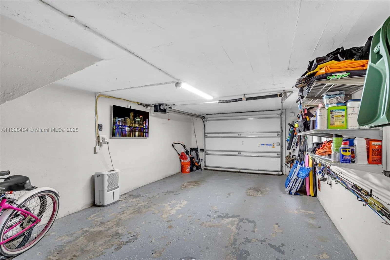 6235 Alton Rd