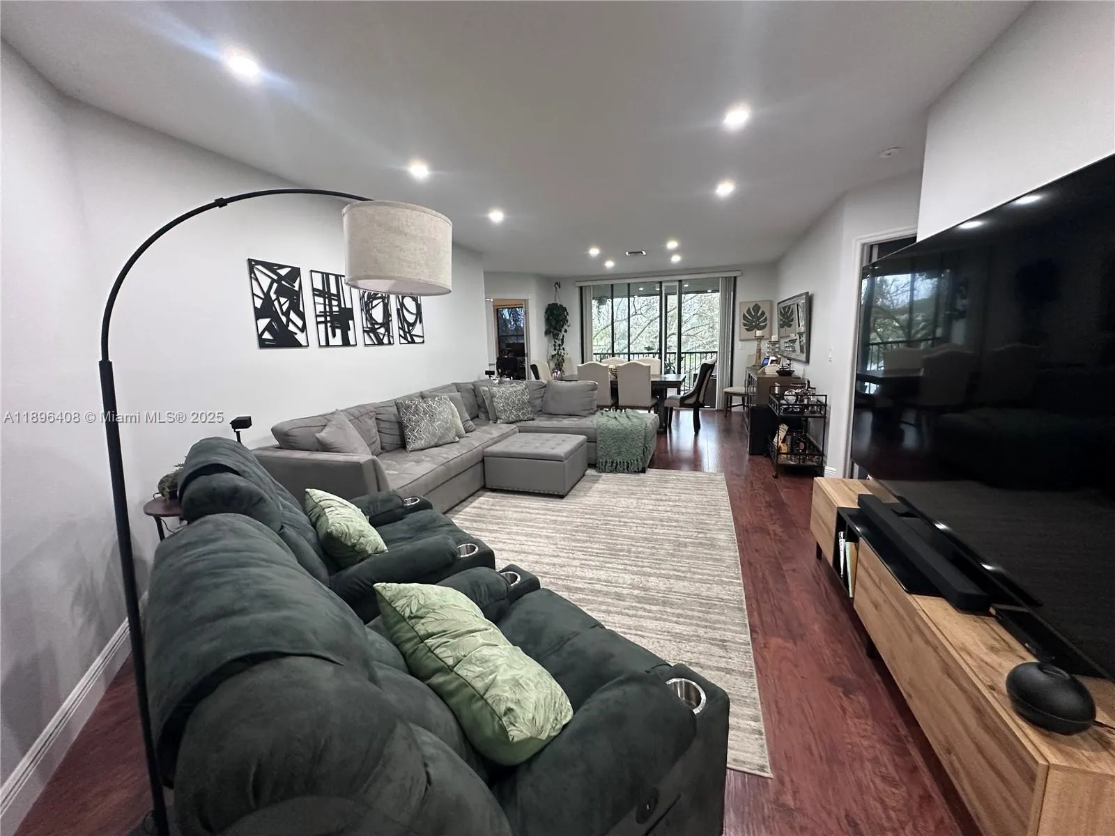 4400 NW 30th St, #224