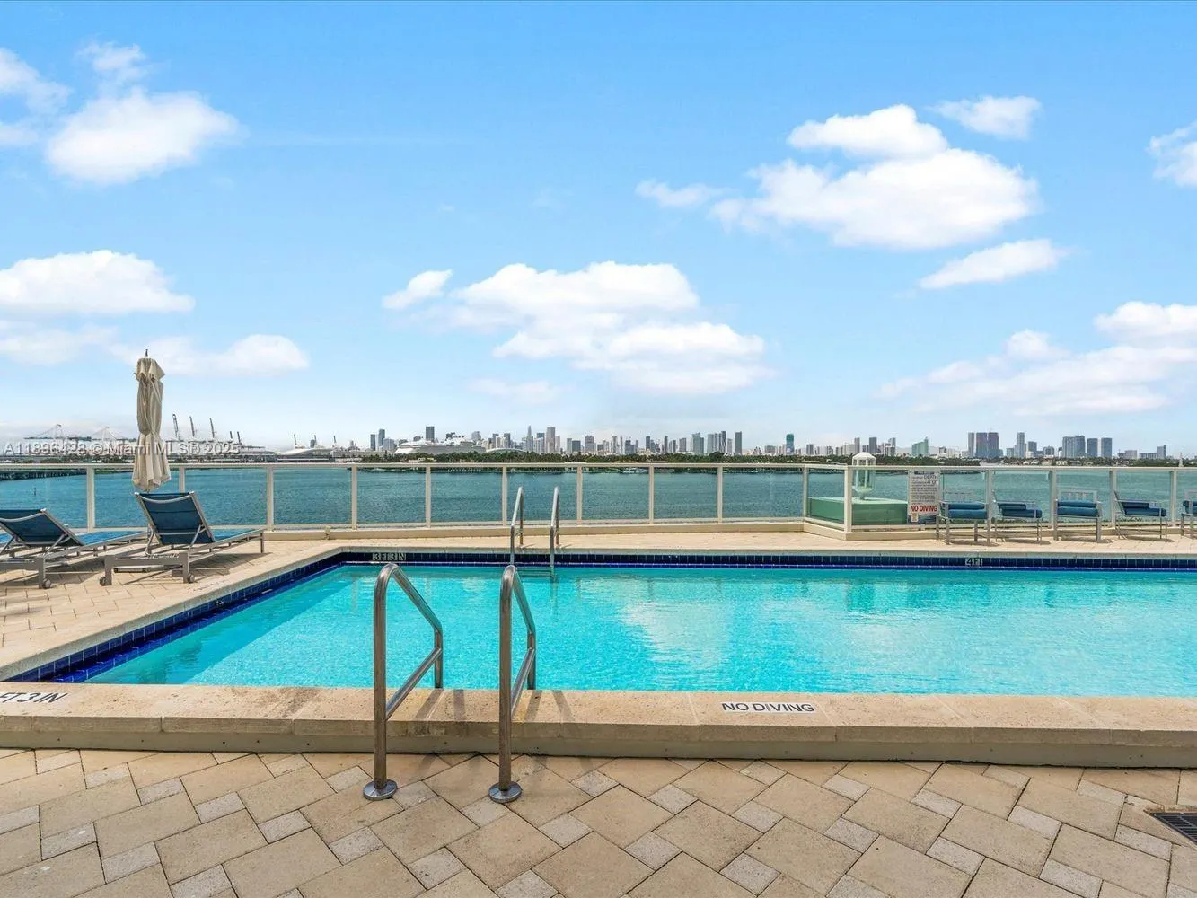 650 West Ave, #1208