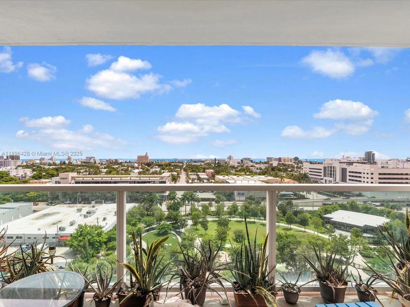 650 West Ave, #1208
