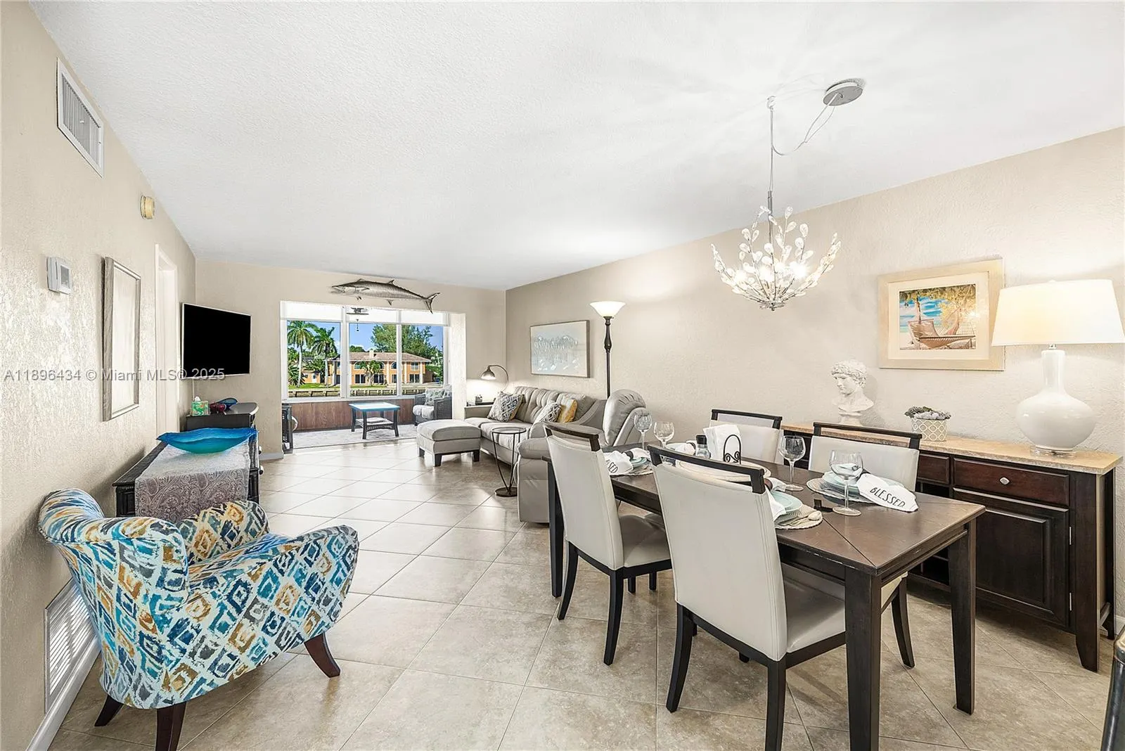 901 N Riverside Dr, #3D