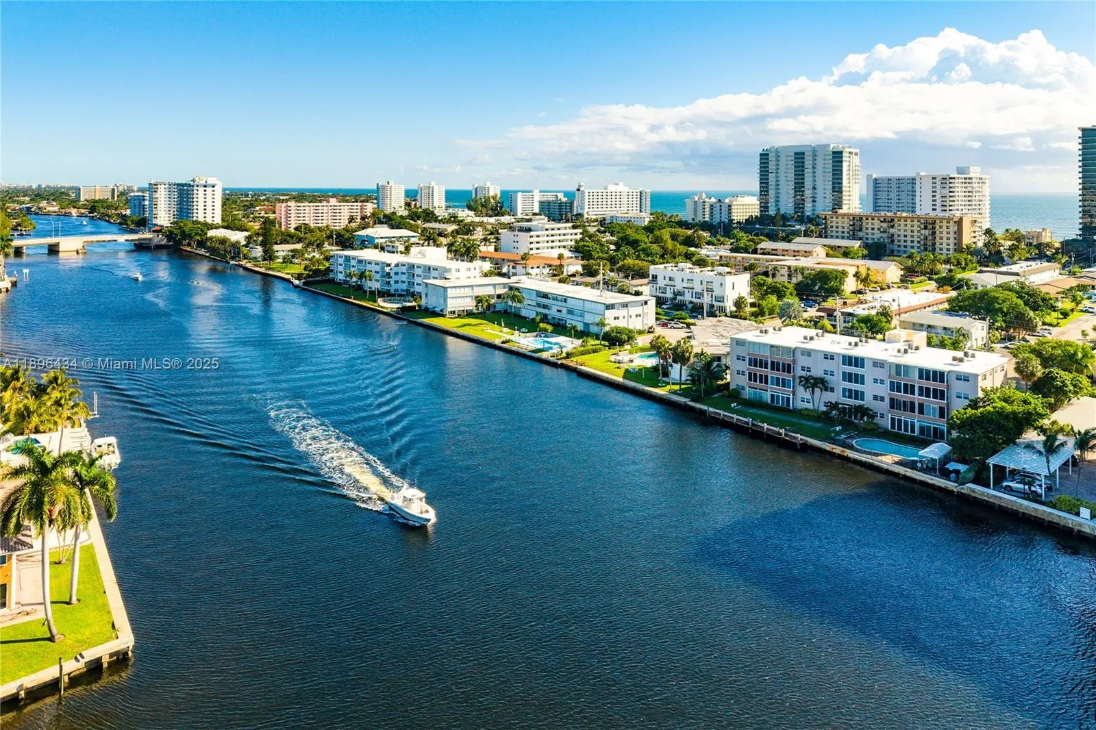 901 N Riverside Dr, #3D
