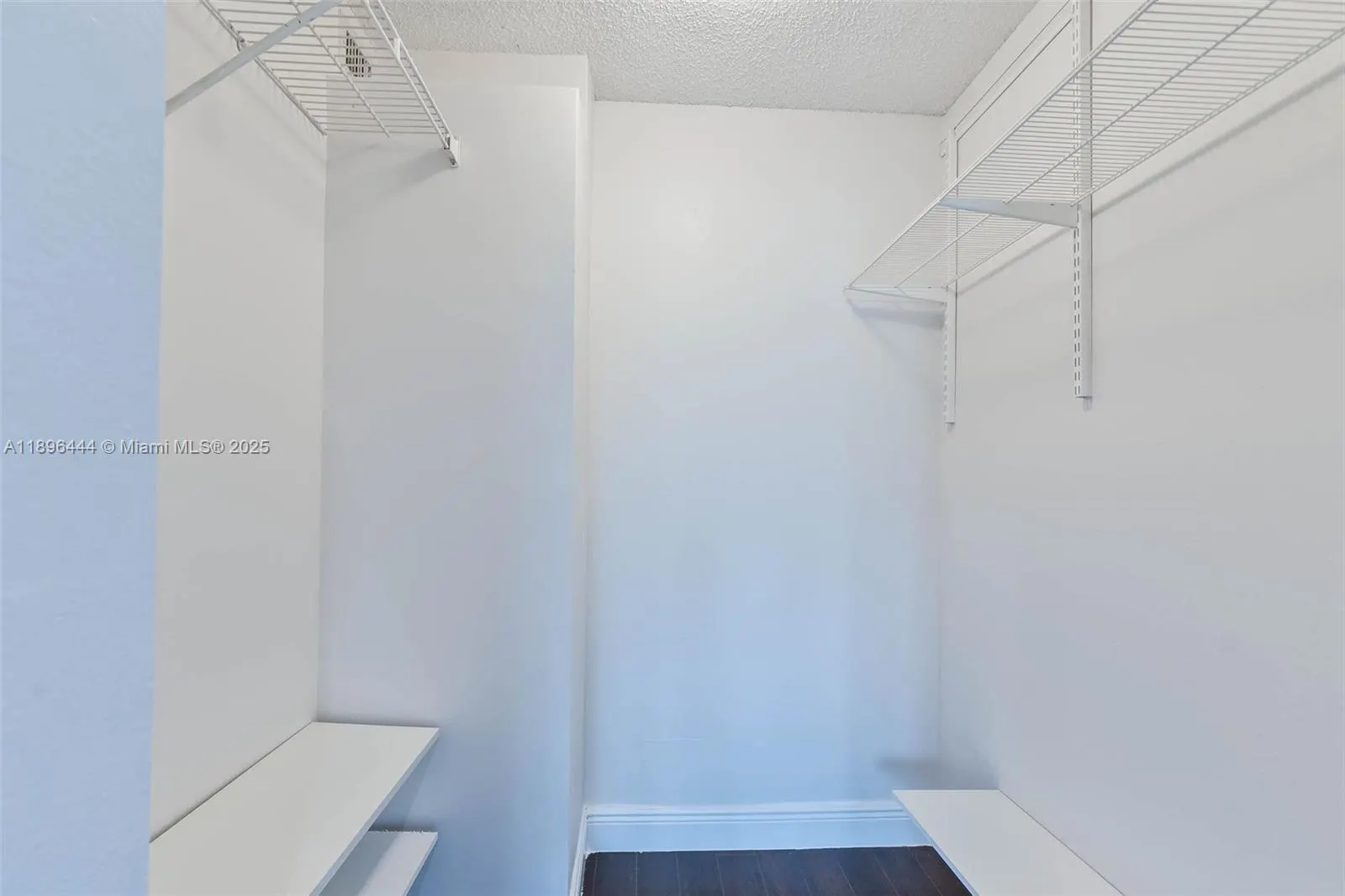 9301 SW 92nd Ave, #304B