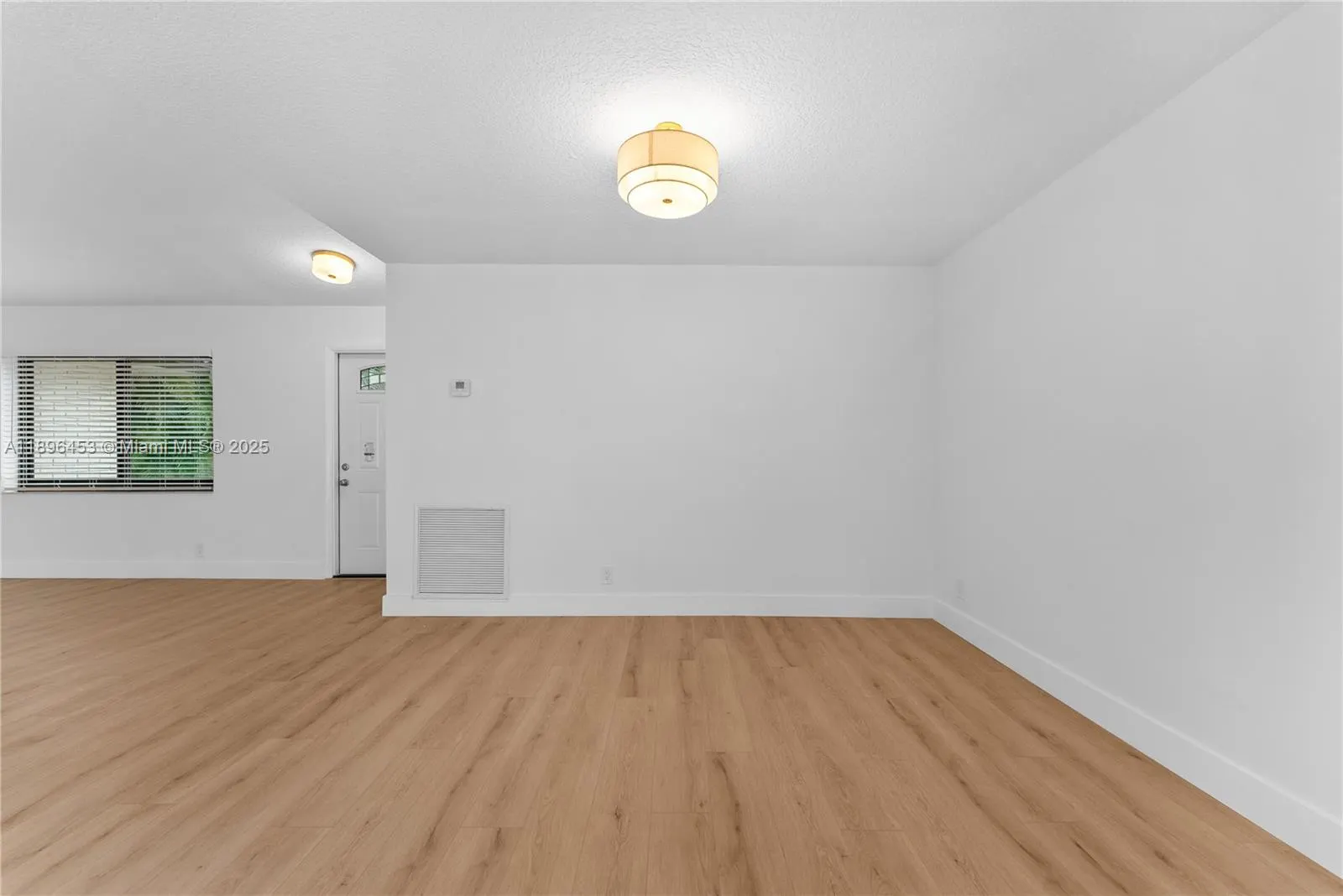 10791 NW 9th Mnr