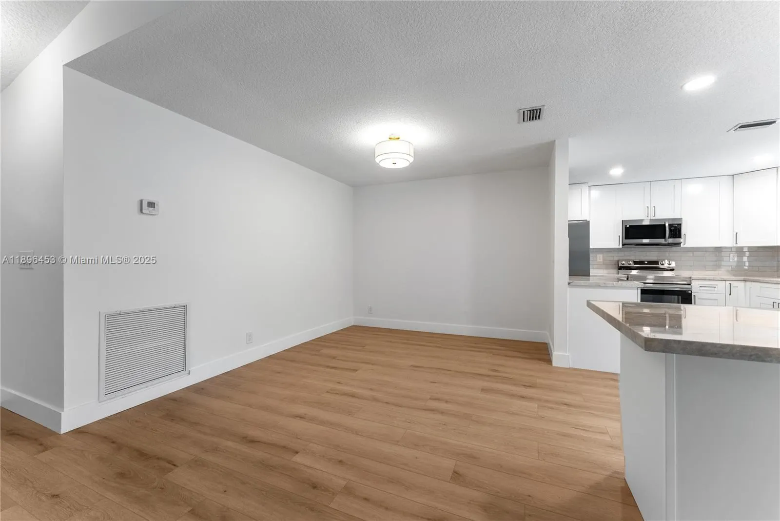 10791 NW 9th Mnr