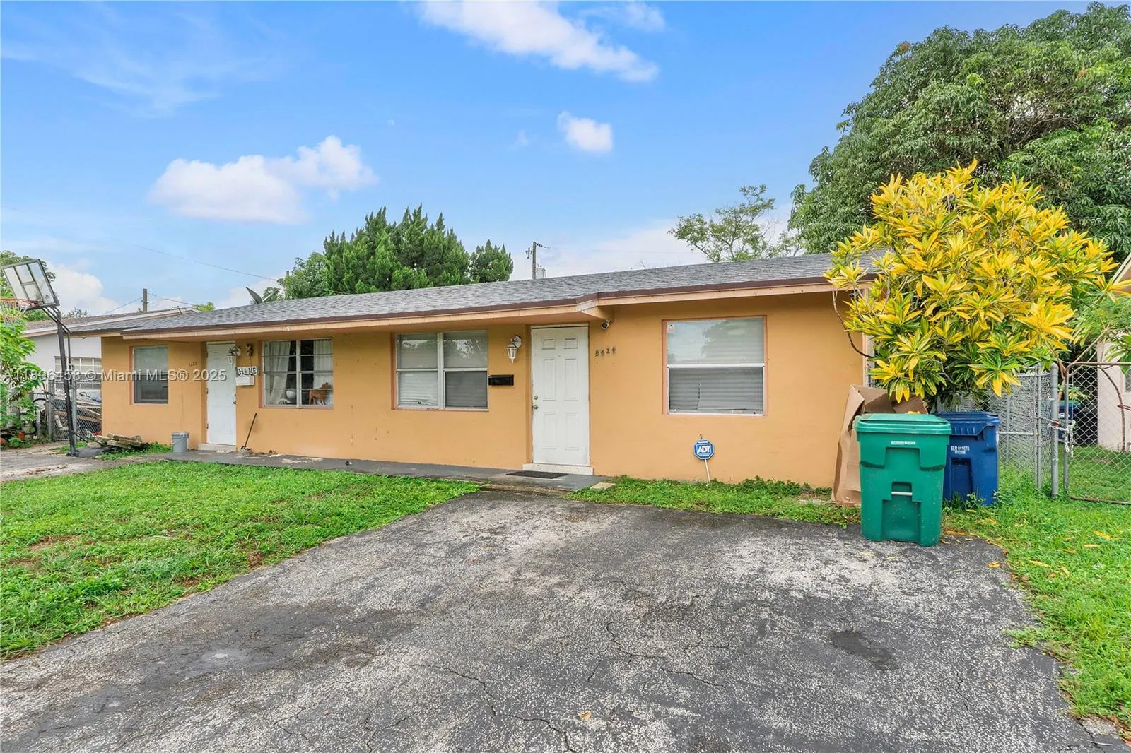 5620 NW 14th Ct