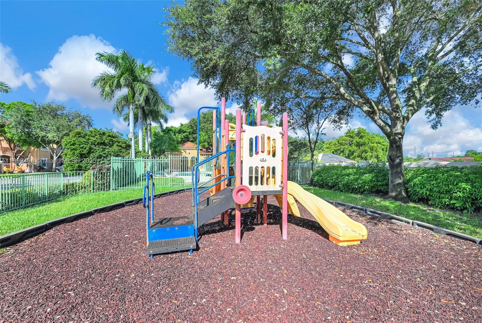 5844 Siena Ln