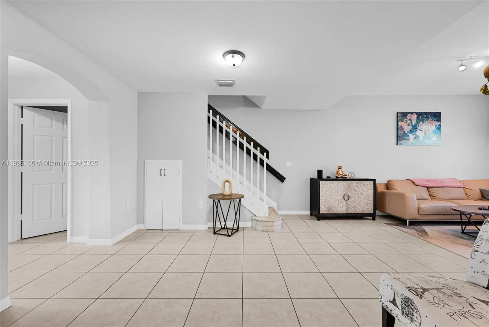 5844 Siena Ln