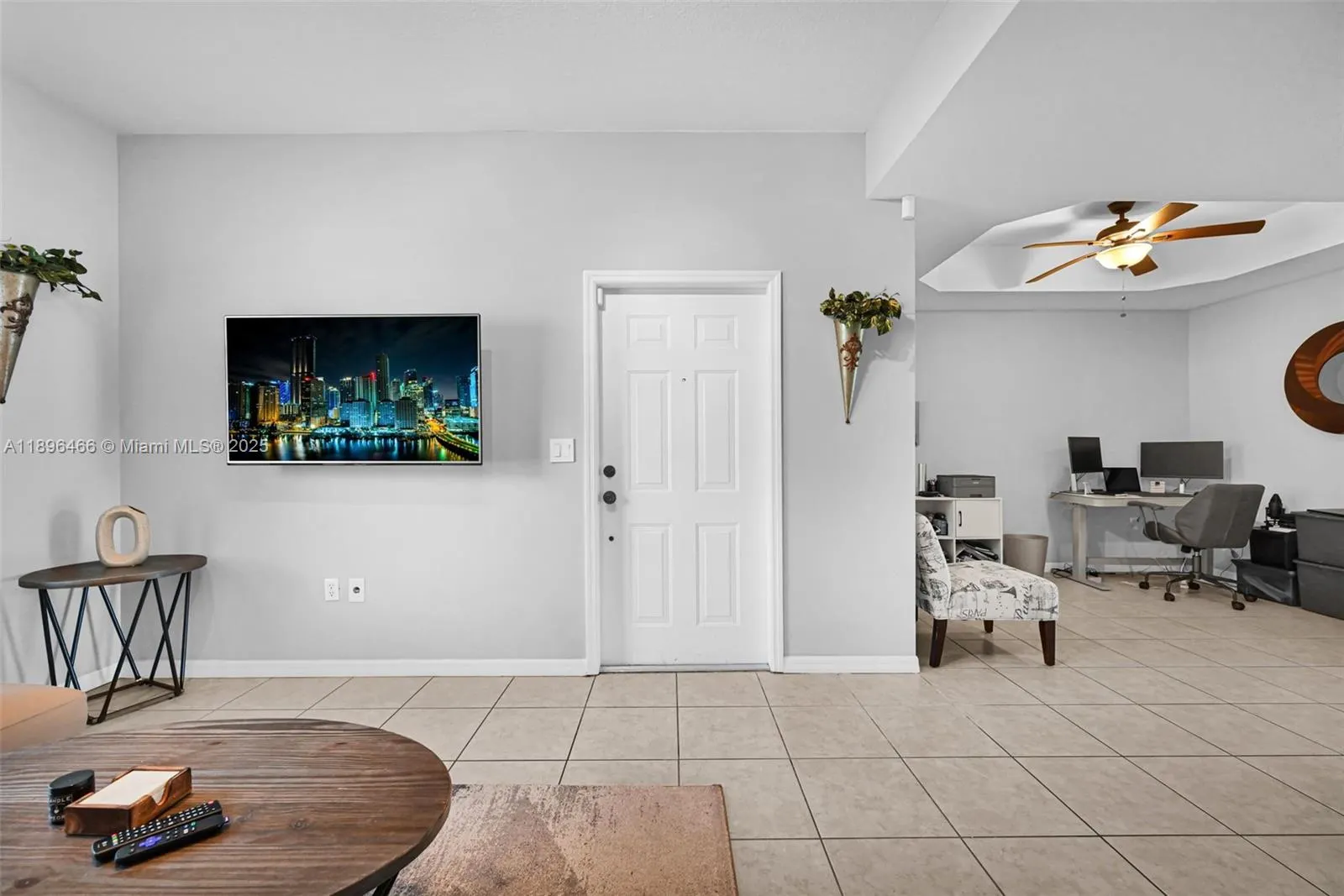5844 Siena Ln