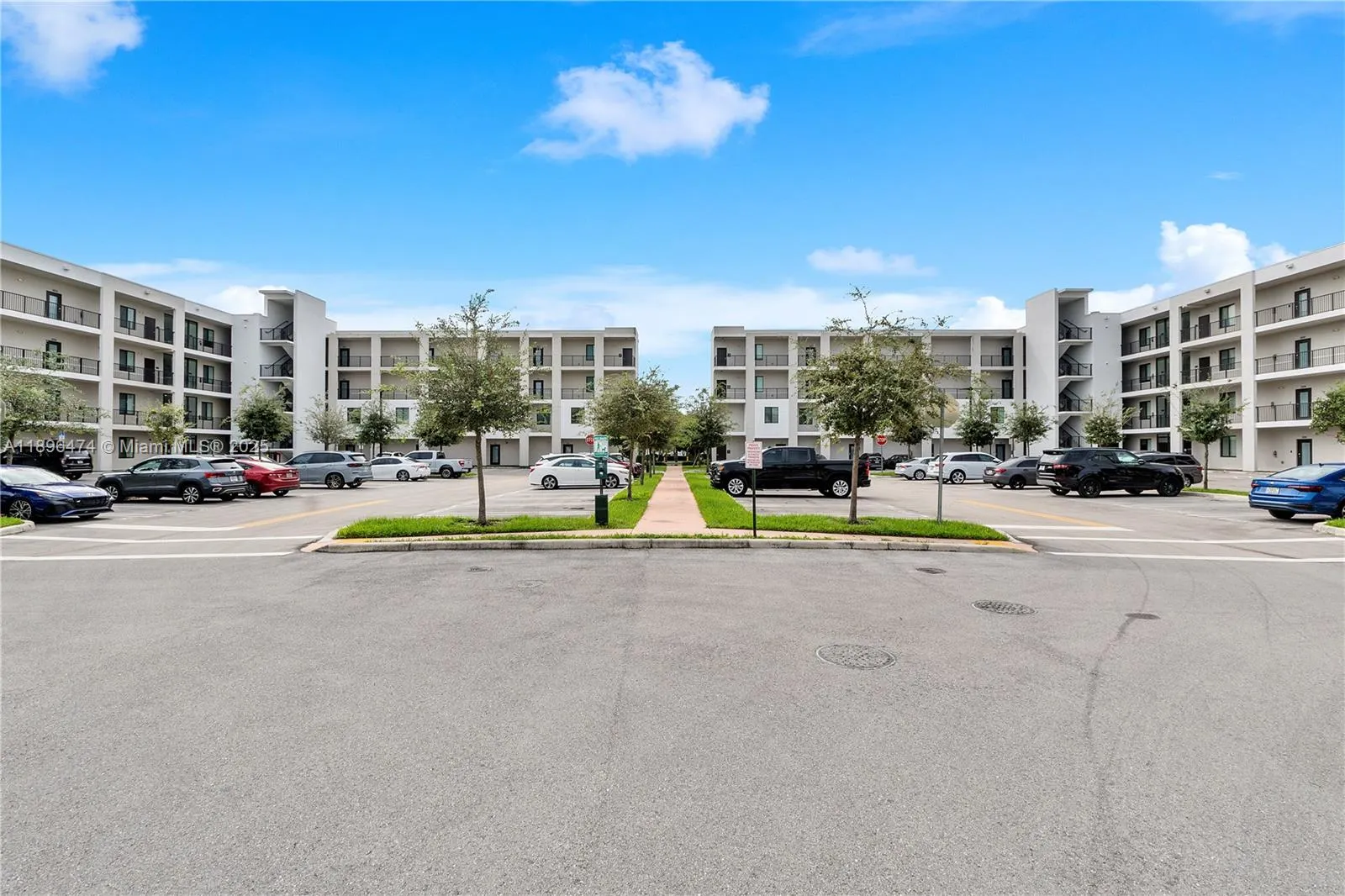 8301 NW 41st St, #B-102