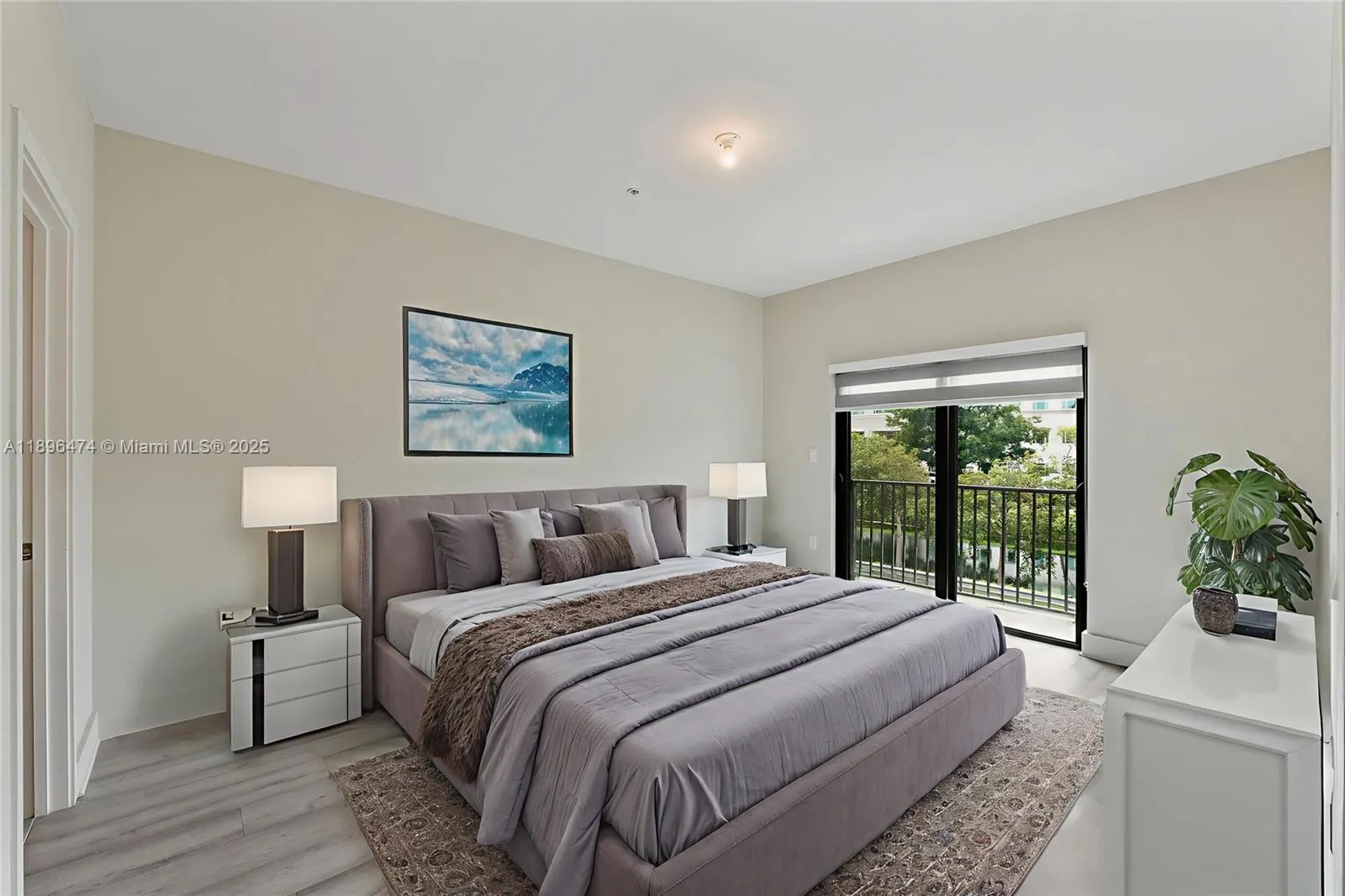8301 NW 41st St, #B-102