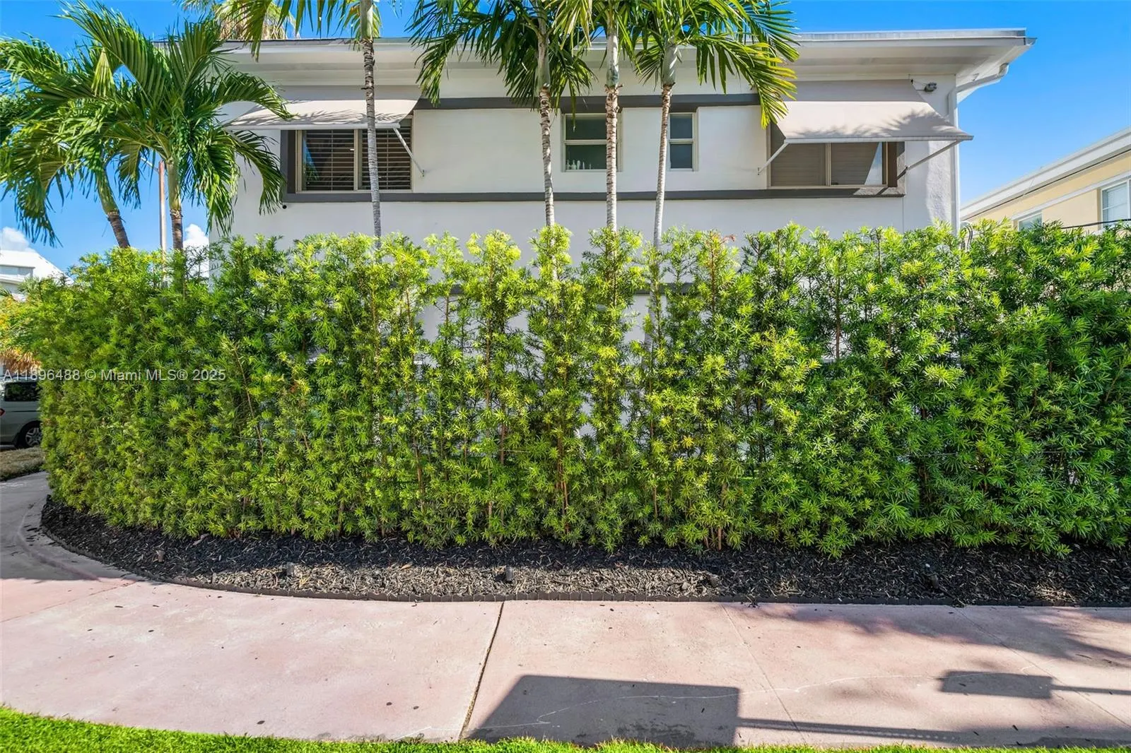 3909 Garden Ave