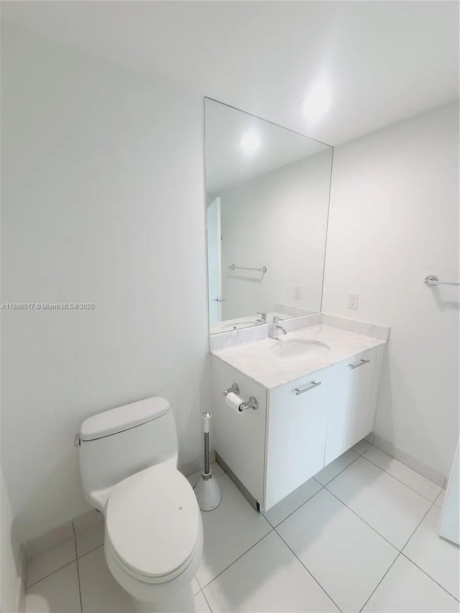 55 SE 6 ST, #4008