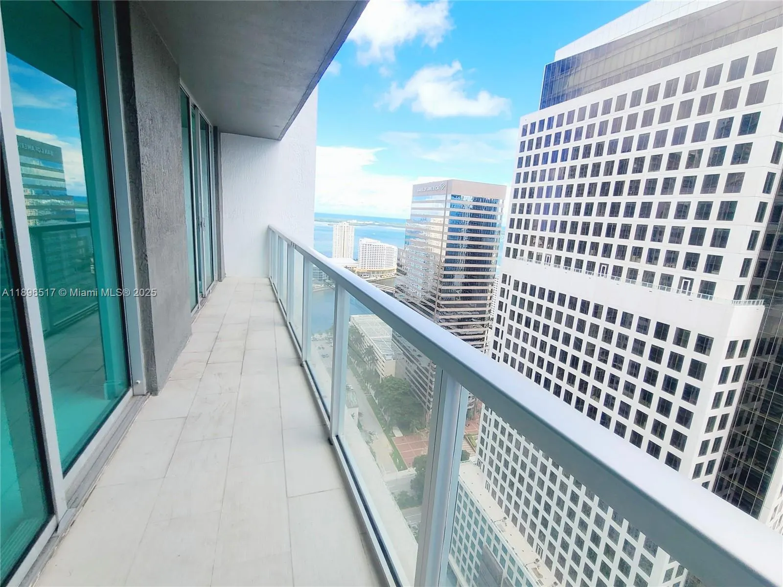 55 SE 6 ST, #4008