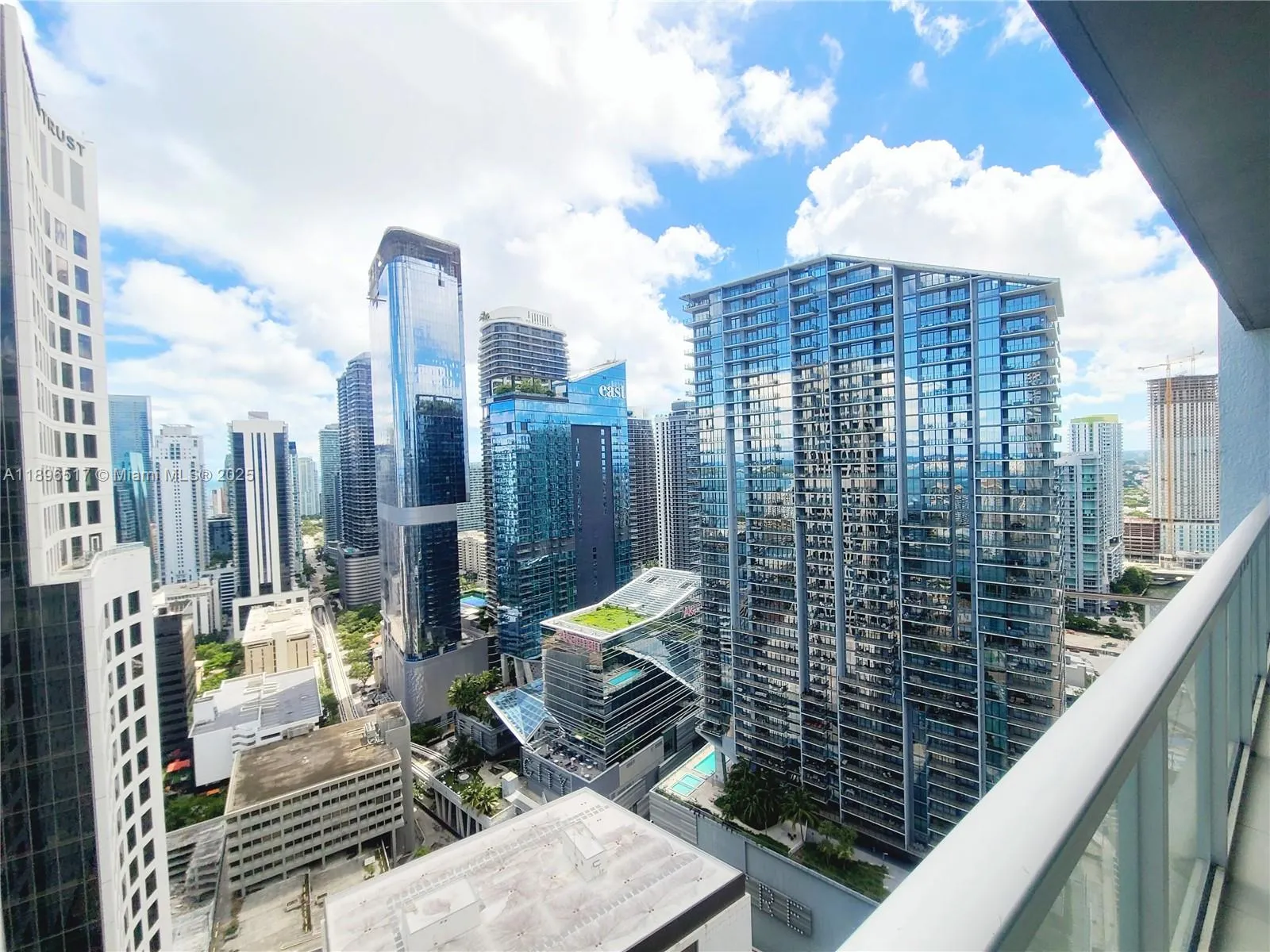 55 SE 6 ST, #4008