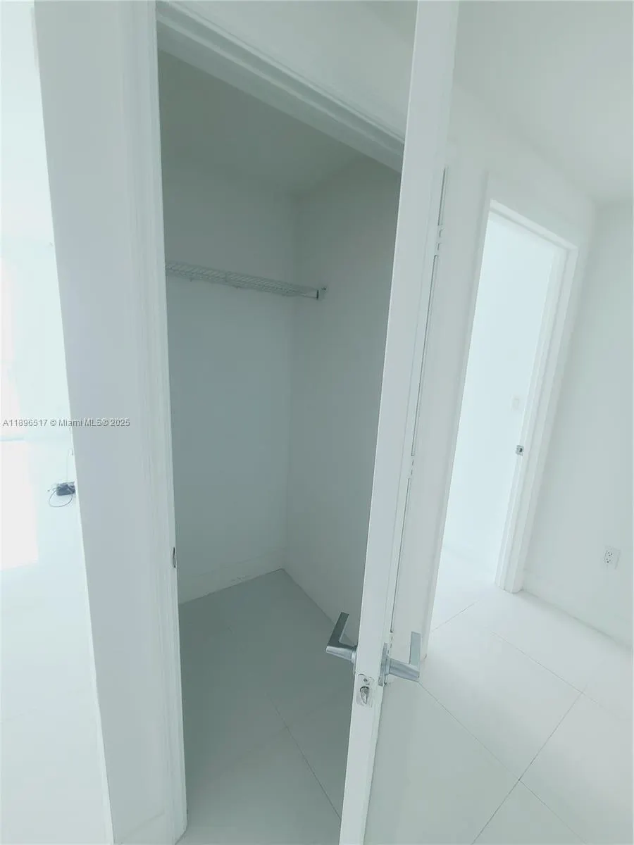 55 SE 6 ST, #4008