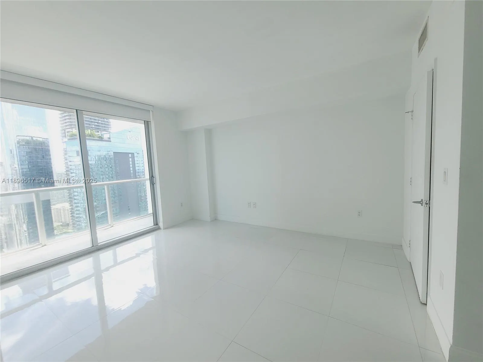 55 SE 6 ST, #4008