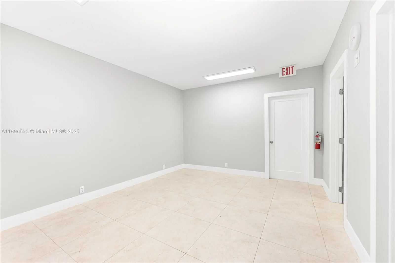 11467 NW 34th St, #11475