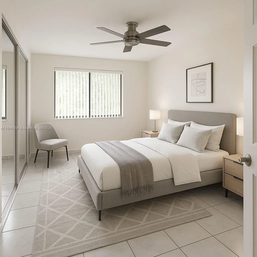 16168 Laurel Dr, #201