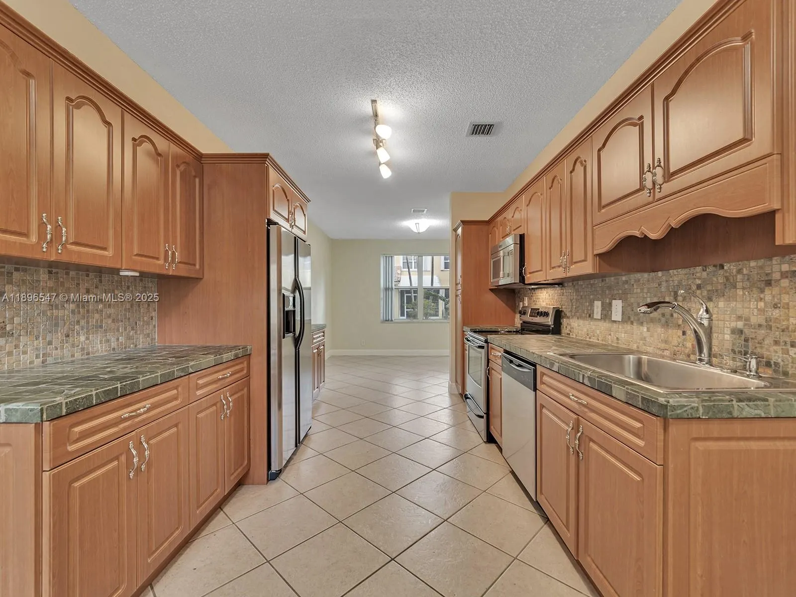 16879 SW 1st Mnr, #0