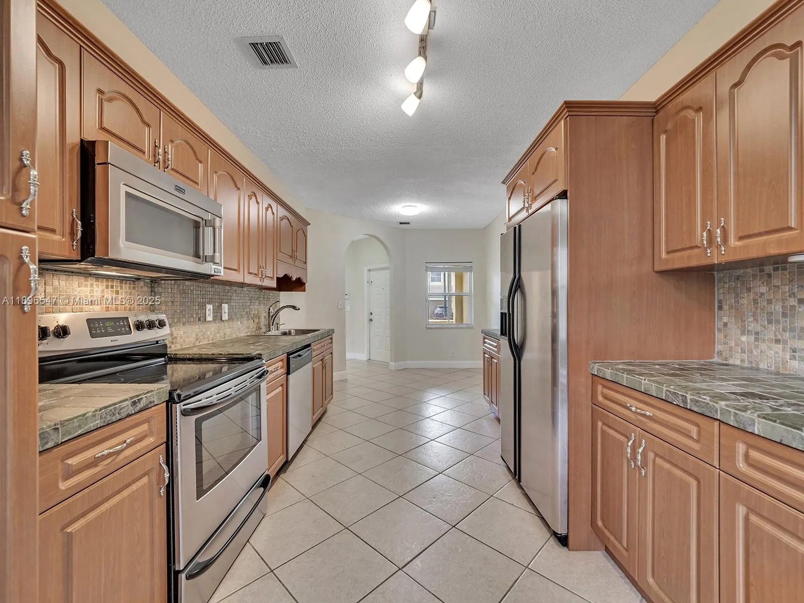 16879 SW 1st Mnr, #0