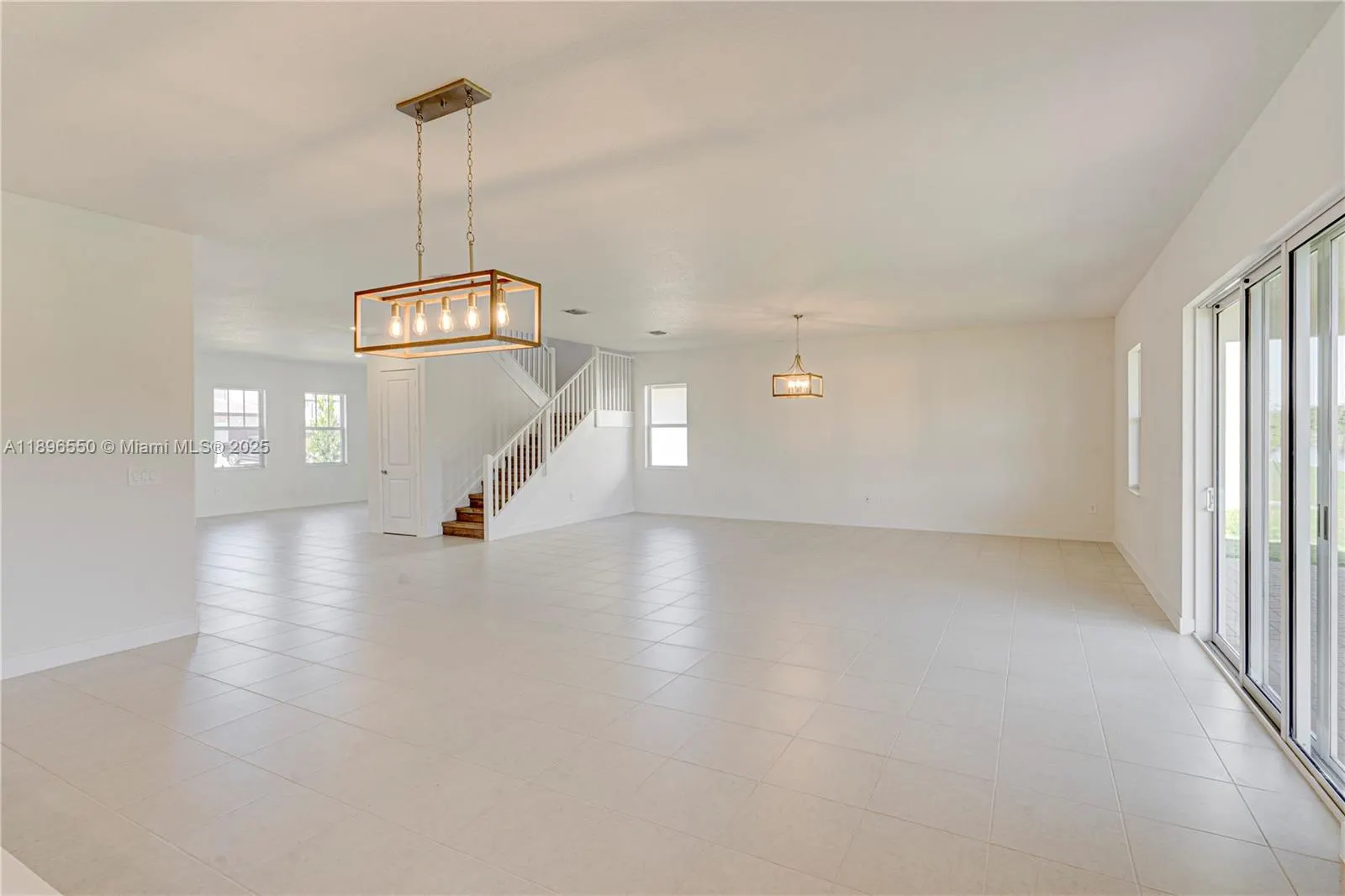 4390 SW 122nd Ter