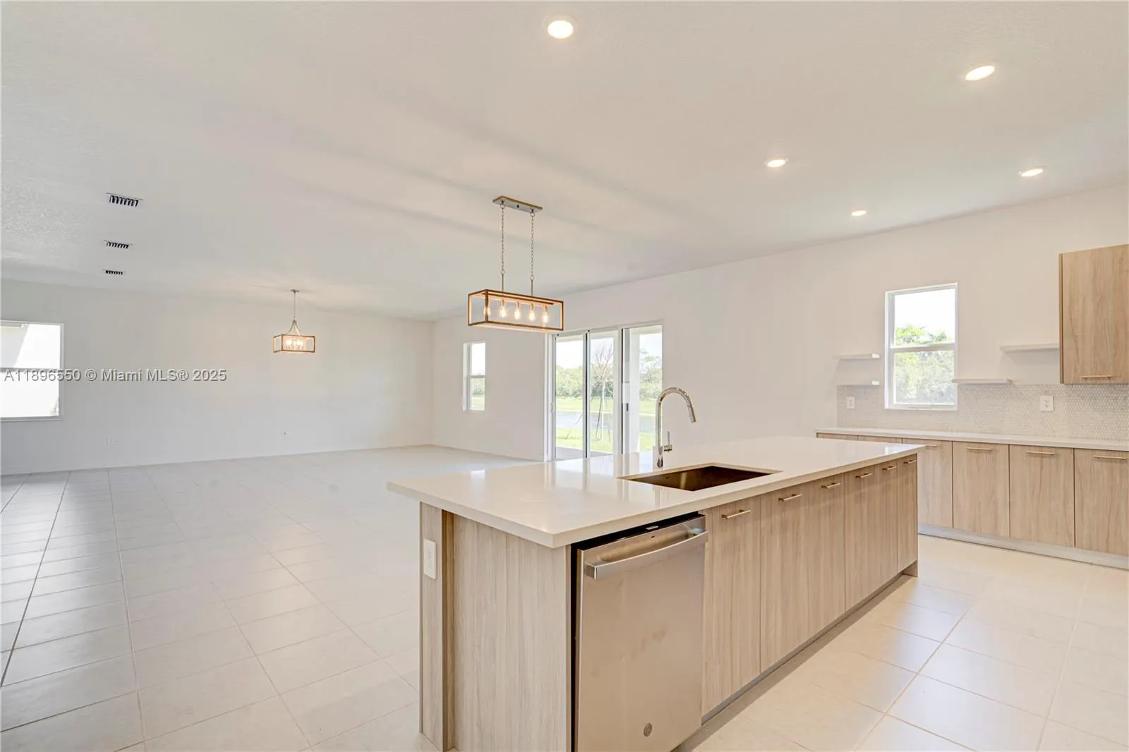 4390 SW 122nd Ter