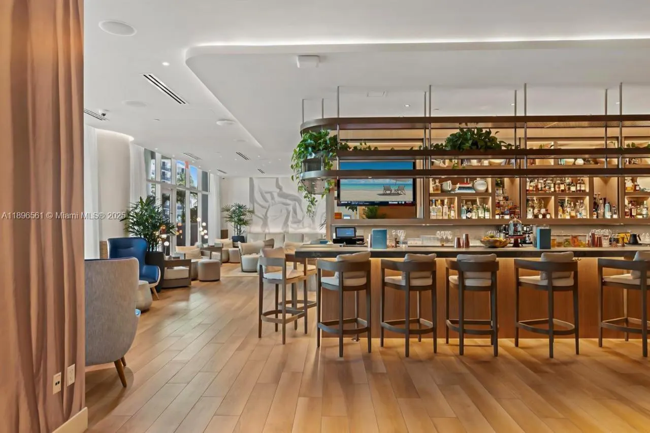 505 N Fort Lauderdale Beach Blvd, #1017