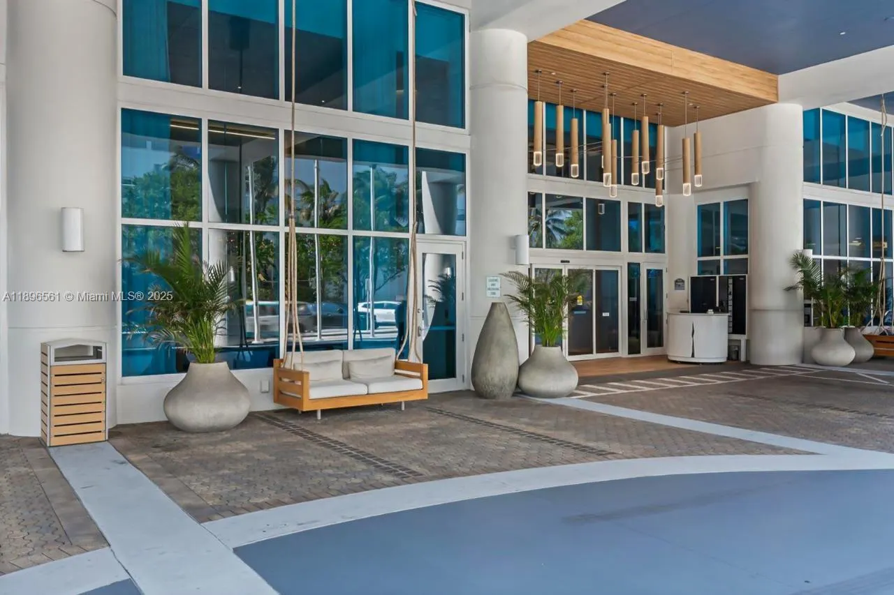 505 N Fort Lauderdale Beach Blvd, #1017