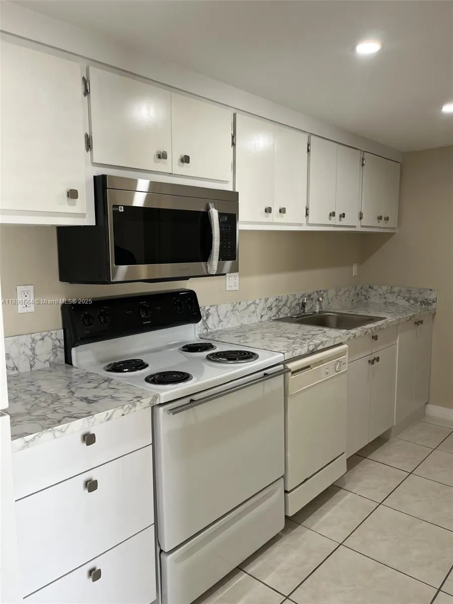 4220 NW 79th Ave, #2A