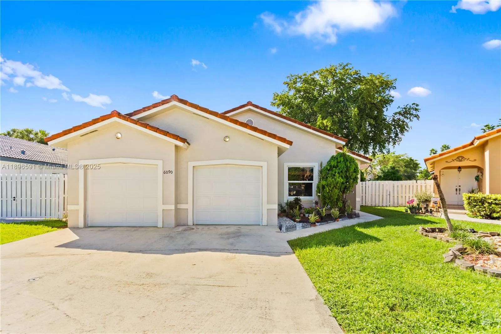 6090 NW 179th Ter