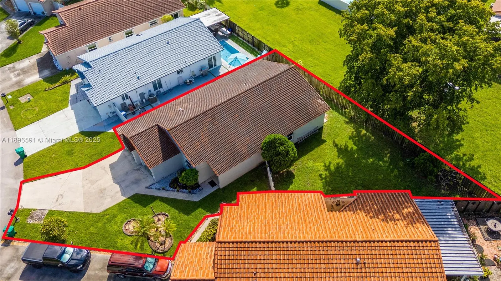6090 NW 179th Ter