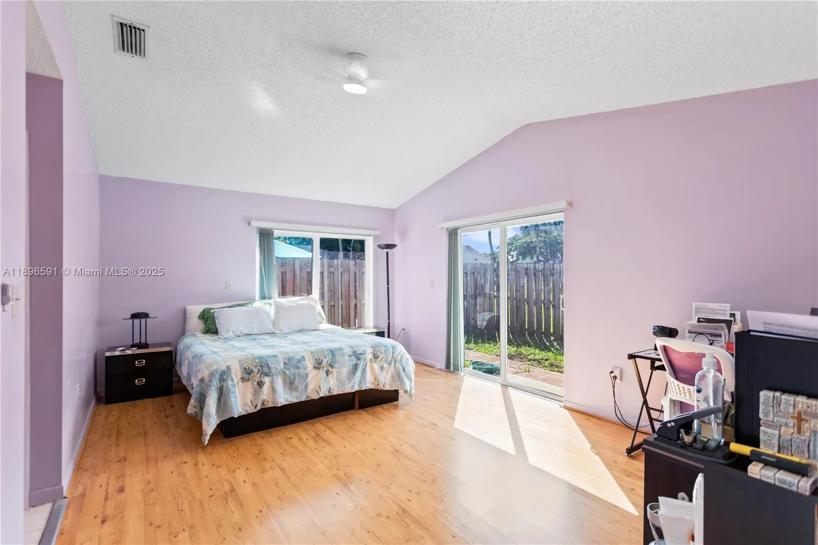 6090 NW 179th Ter