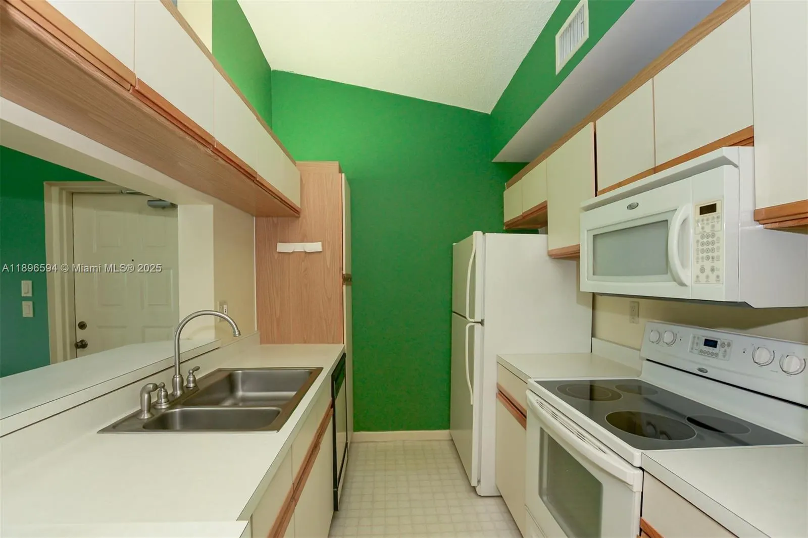 2512 SE Anchorage Cv, #G3