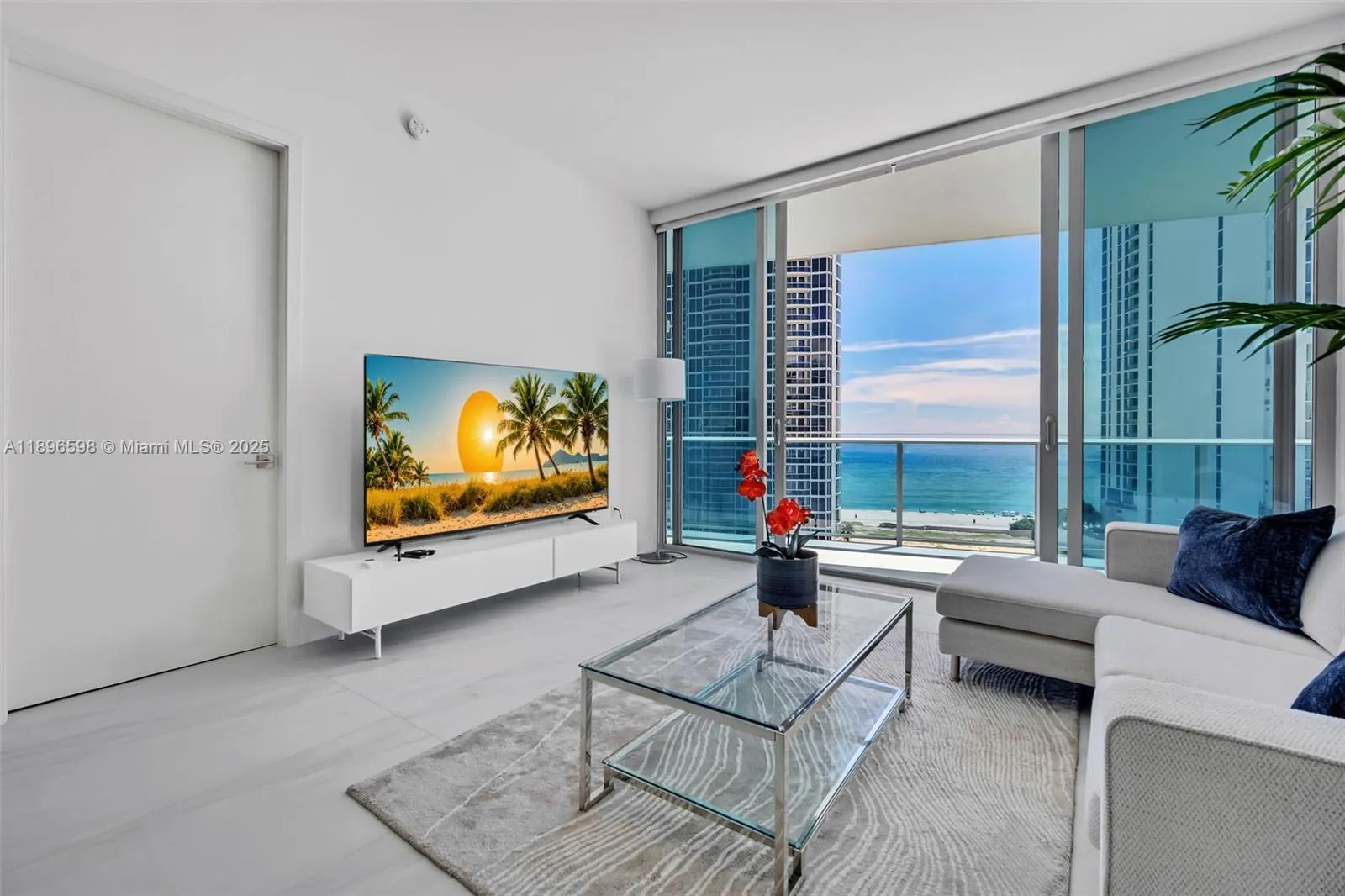 17550 Collins Ave, #1003