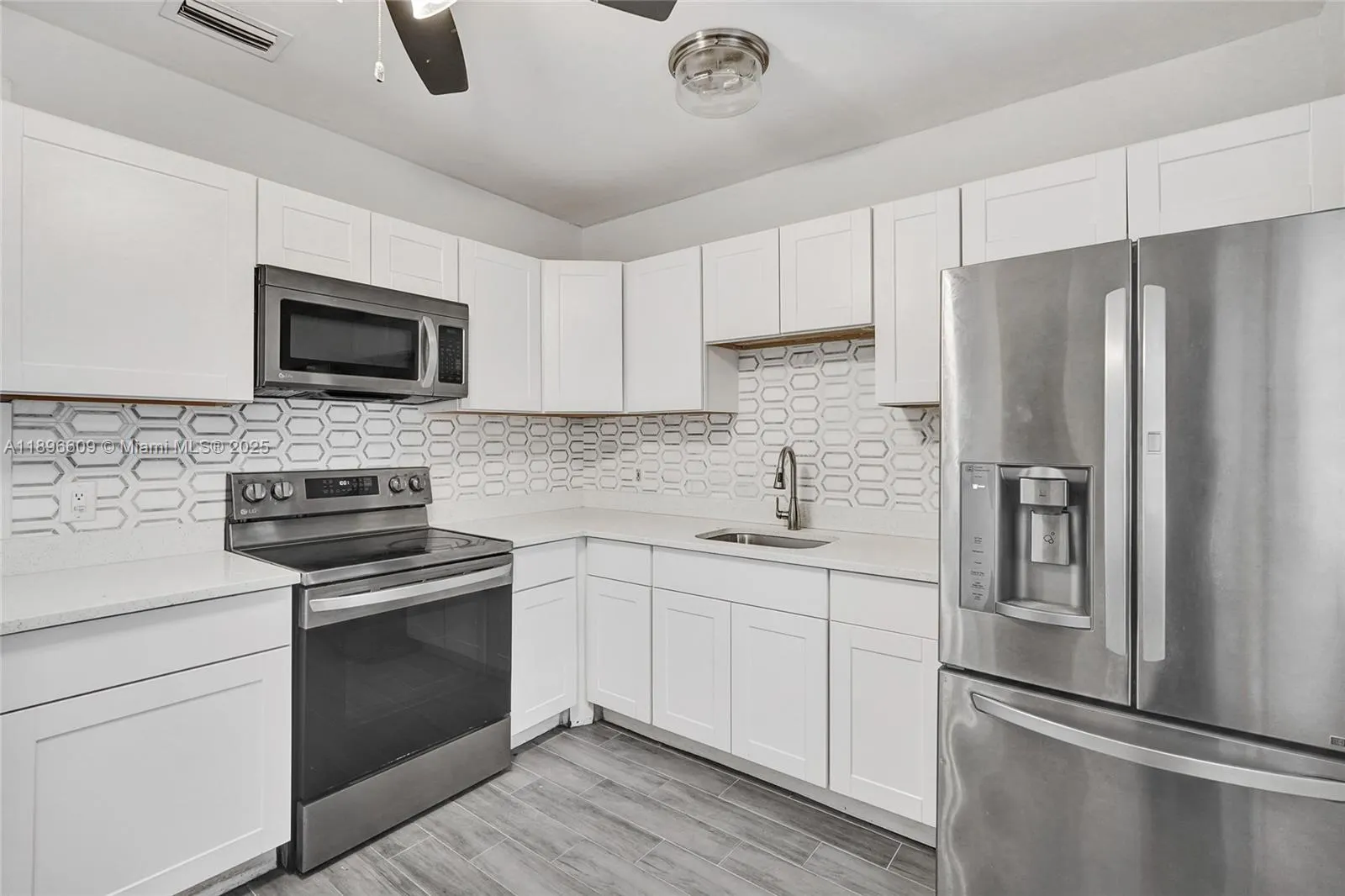 119 SW 22nd Ave