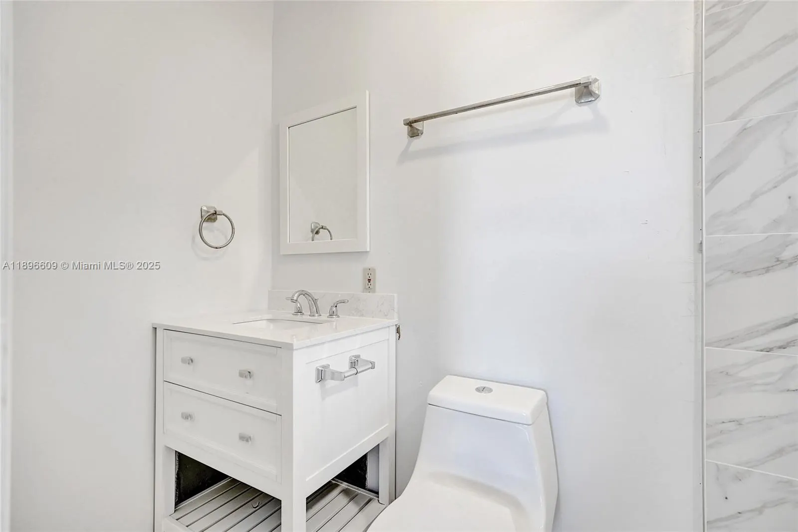 119 SW 22nd Ave