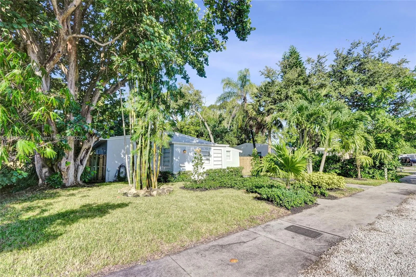119 SW 22nd Ave