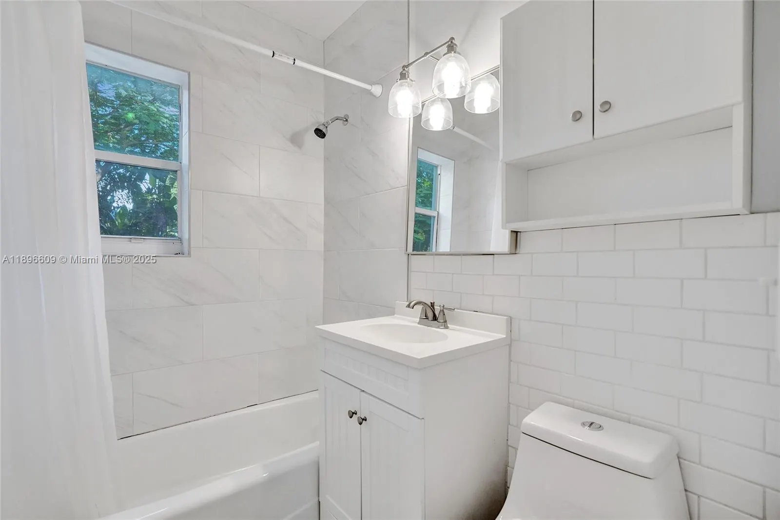 119 SW 22nd Ave