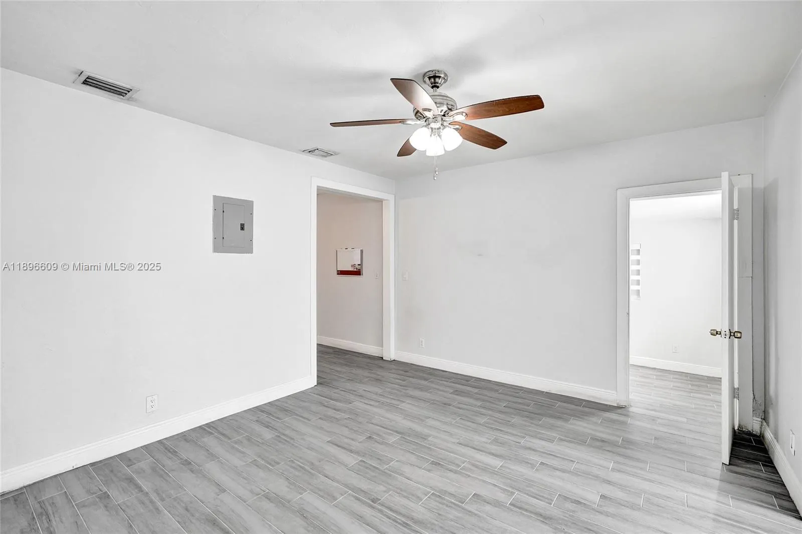 119 SW 22nd Ave