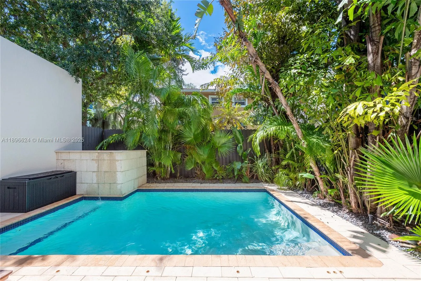 3056 New York St, #3056