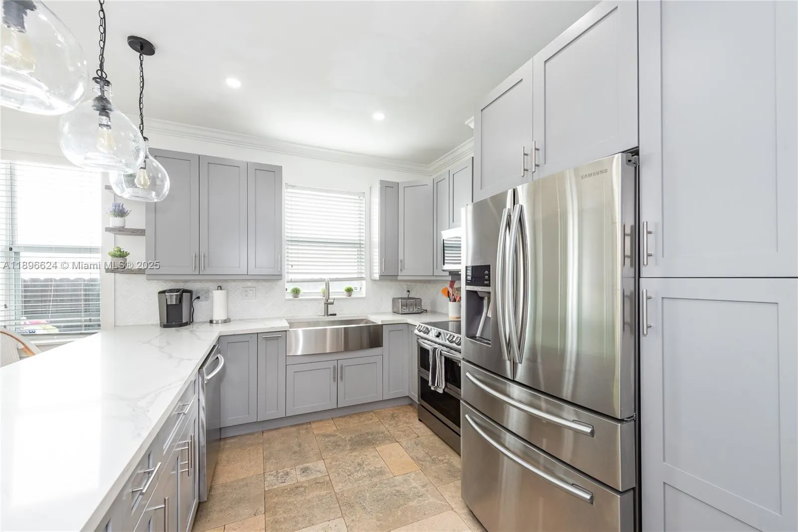 3056 New York St, #3056