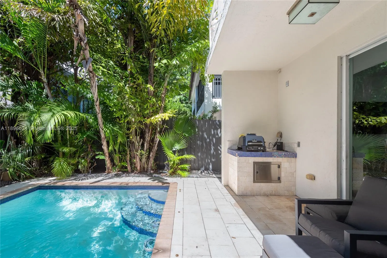3056 New York St, #3056