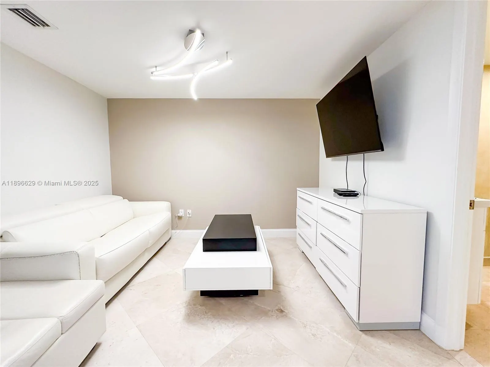 1850 S Ocean Dr, #3308